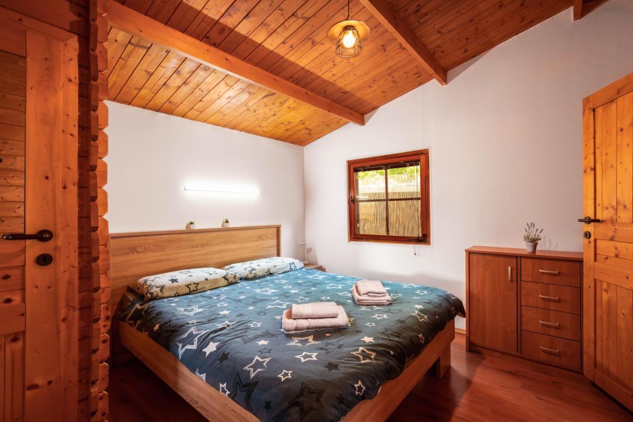 Funny House Villa Pula Luaran gambar